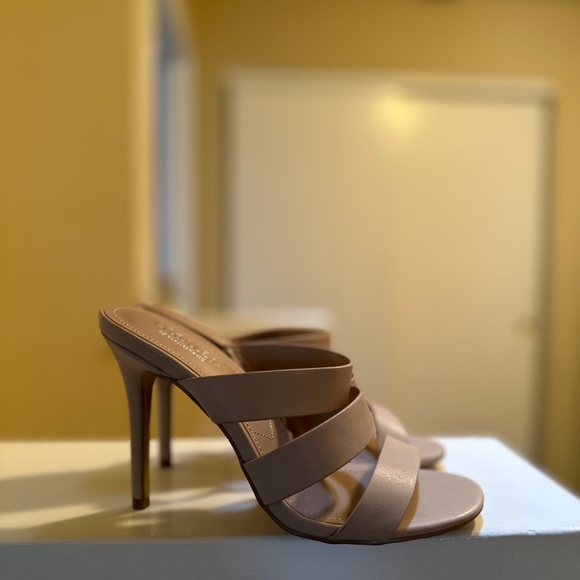 Charles David - Picture 3 of 3